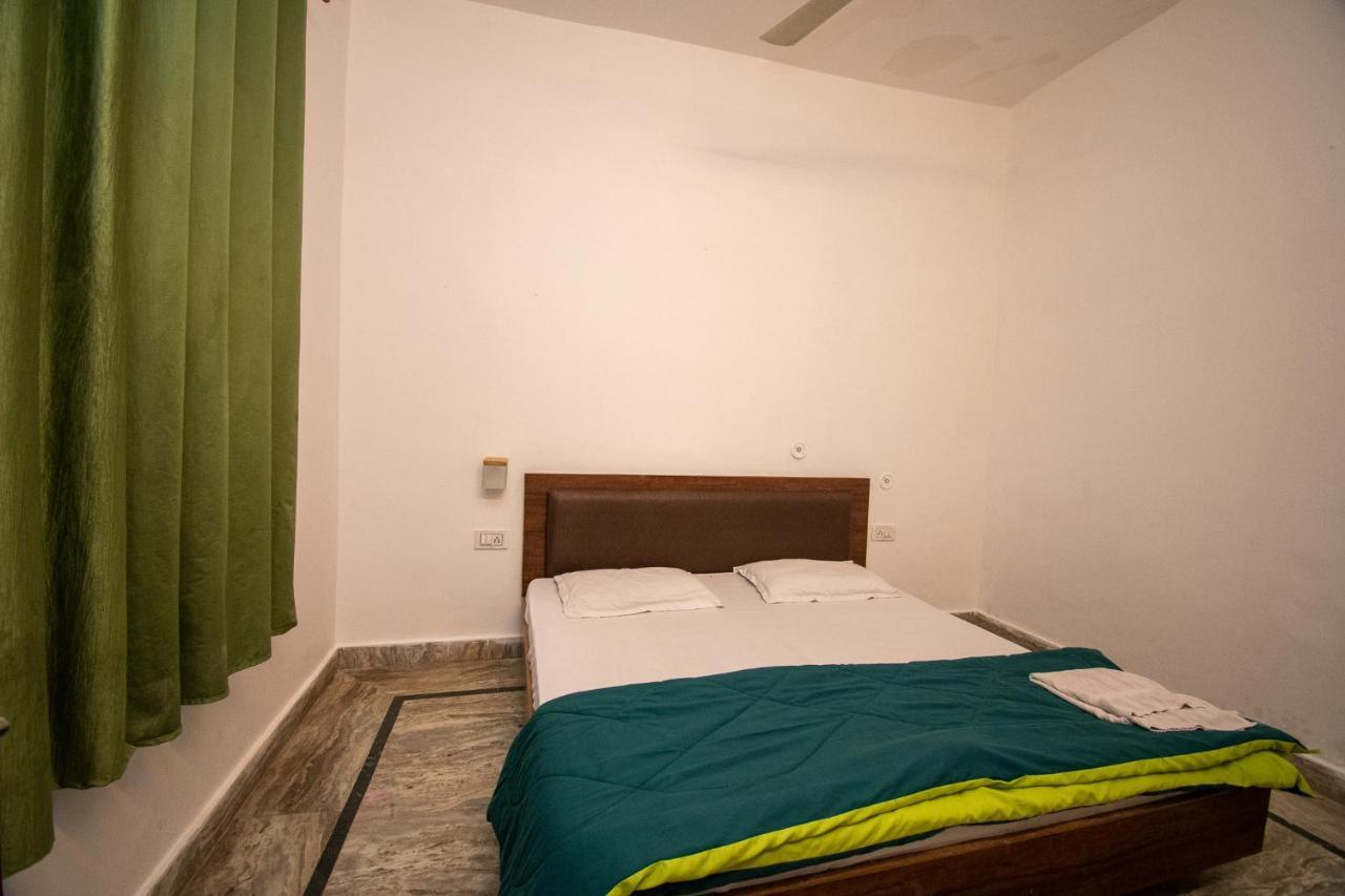 Unplan By Tatsat Hostel Rishīkesh Екстериор снимка
